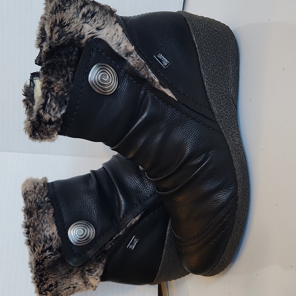 Rieker Faux Fur Wedge Black Booties Size 8 - Picture 13 of 14